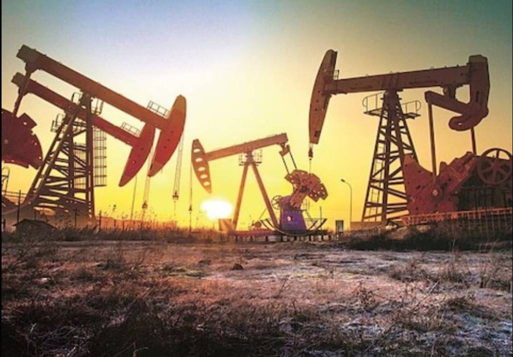 احتمال توافق ائتلاف اوپک پلاس برای کاهش تولید نفت